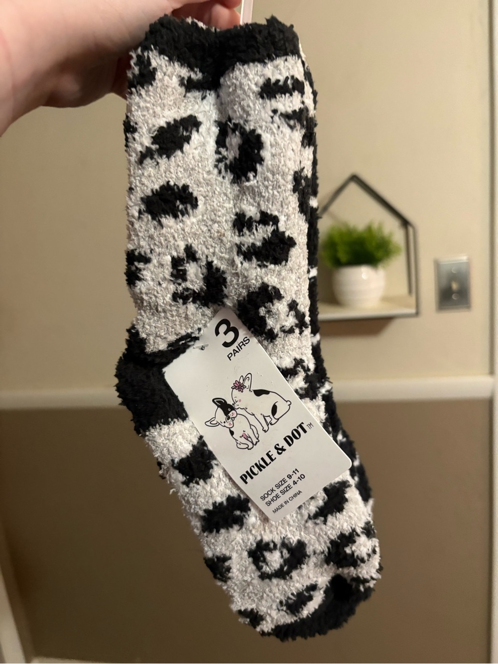 Women's Black and White Leopard Plush Socks - 3 Pack